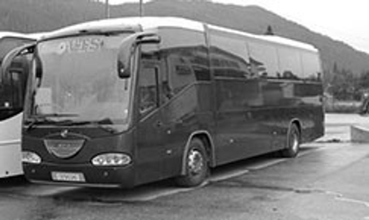 Voss Transportservice tilbyr persontransport i buss. Kontakt oss om du trenger firmatur, skal på fotballcup eller trenger transport for en skoleklasse. 